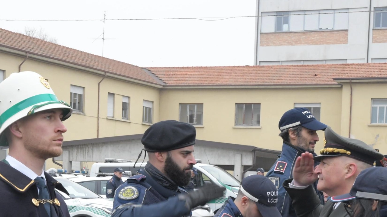 Nel 2024, per la polizia locale, circa 100mila sanzioni. Giurano i nuovi agenti . Nel 2024, per la polizia locale, circa 100mila sanzioni. Giurano i nuovi agenti .