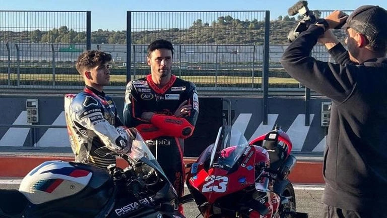Filippo Rovelli (a sinistra) assieme a Luca Salvadori: è l'immagine scelta da Filippo sul suo profilo Instagram per ricordare l'amico Filippo Rovelli (a sinistra) assieme a Luca Salvadori: è l'immagine scelta da Filippo sul suo profilo Instagram per ricordare l'amico