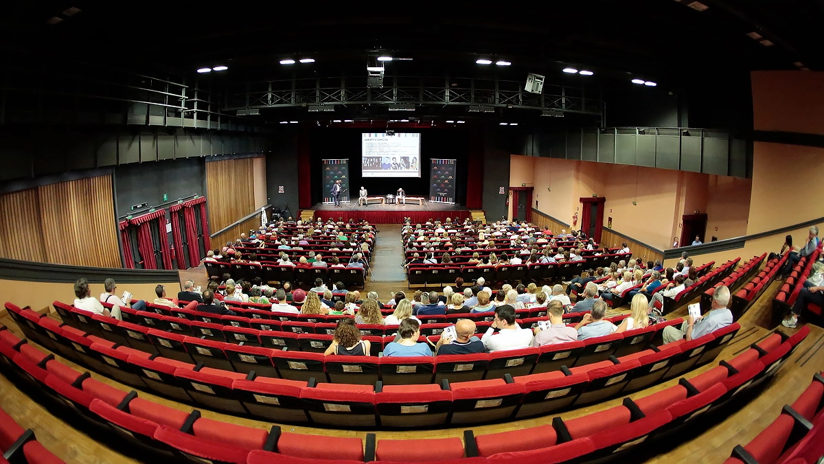 Il Teatro di Saronno Il Teatro di Saronno