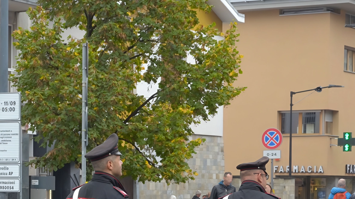 Montagna Piano, il dottor Gusmeroli ha trovato il negozio sottosopra Montagna Piano, il dottor Gusmeroli ha trovato il negozio sottosopra
