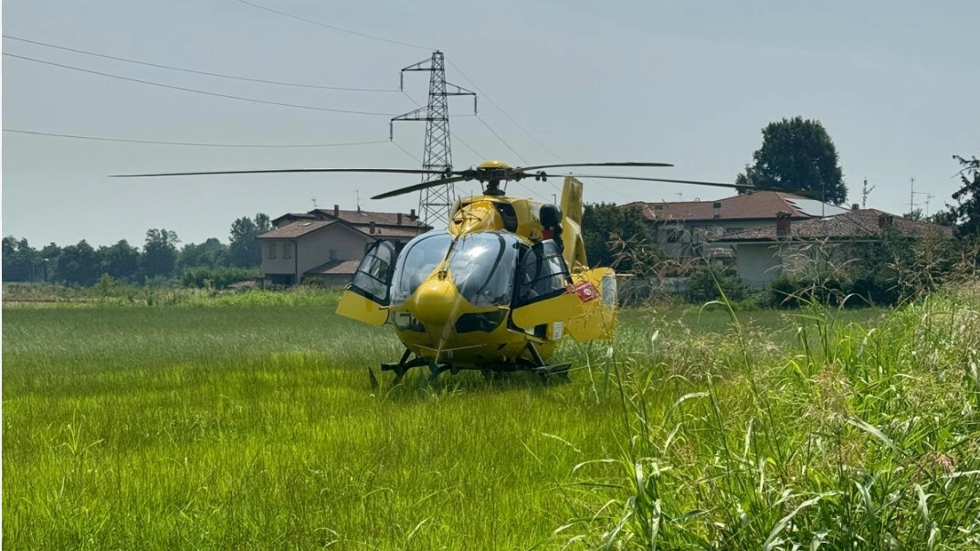 La donna è stata soccorsa con l'eliambulanza