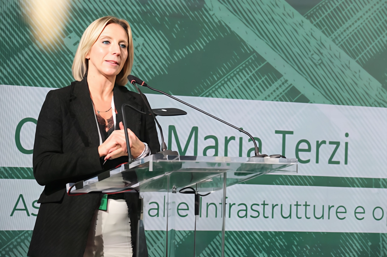L’assessora regionale a Infrastrutture e opere pubbliche Claudia Maria Terzi
