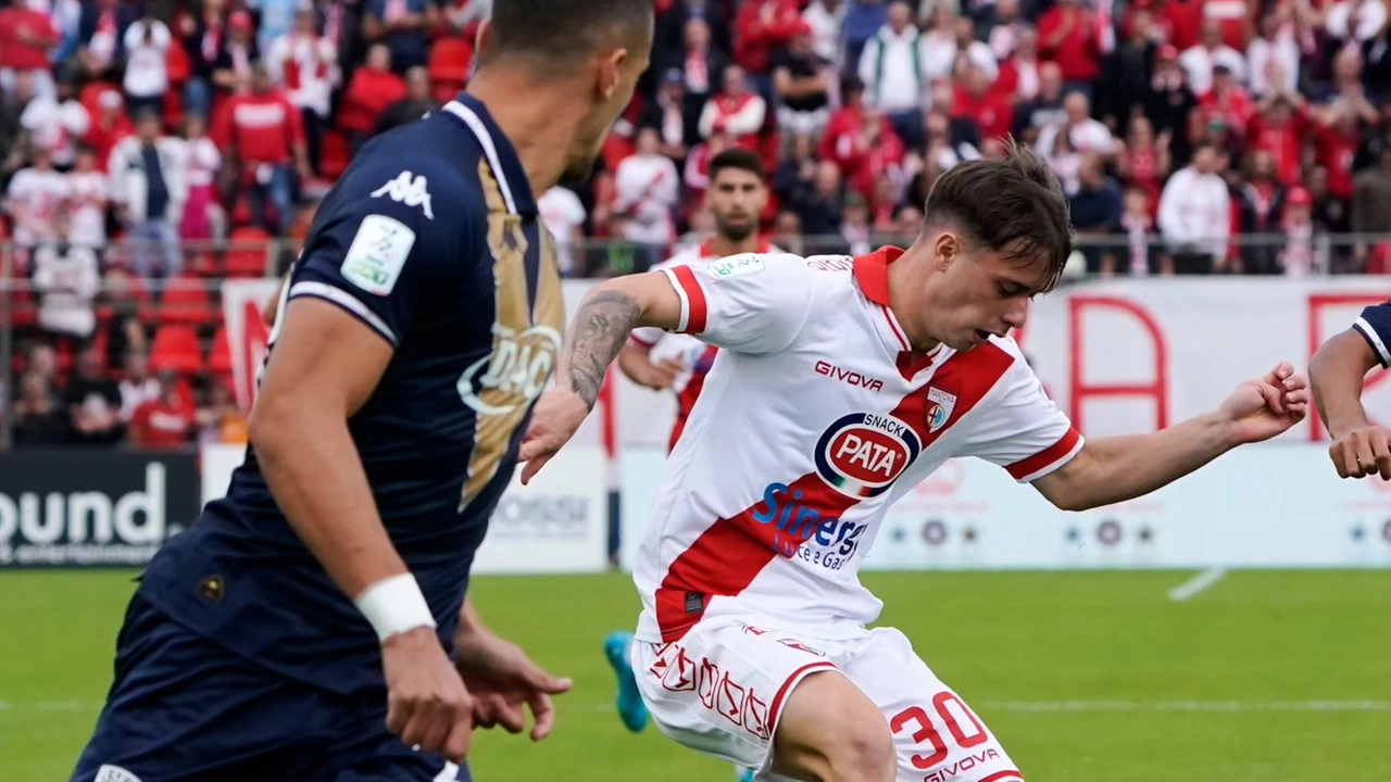 Il derby tra virgiliani e Rondinelle si è chiuso con un combattuto 1-1 Il derby tra virgiliani e Rondinelle si è chiuso con un combattuto 1-1