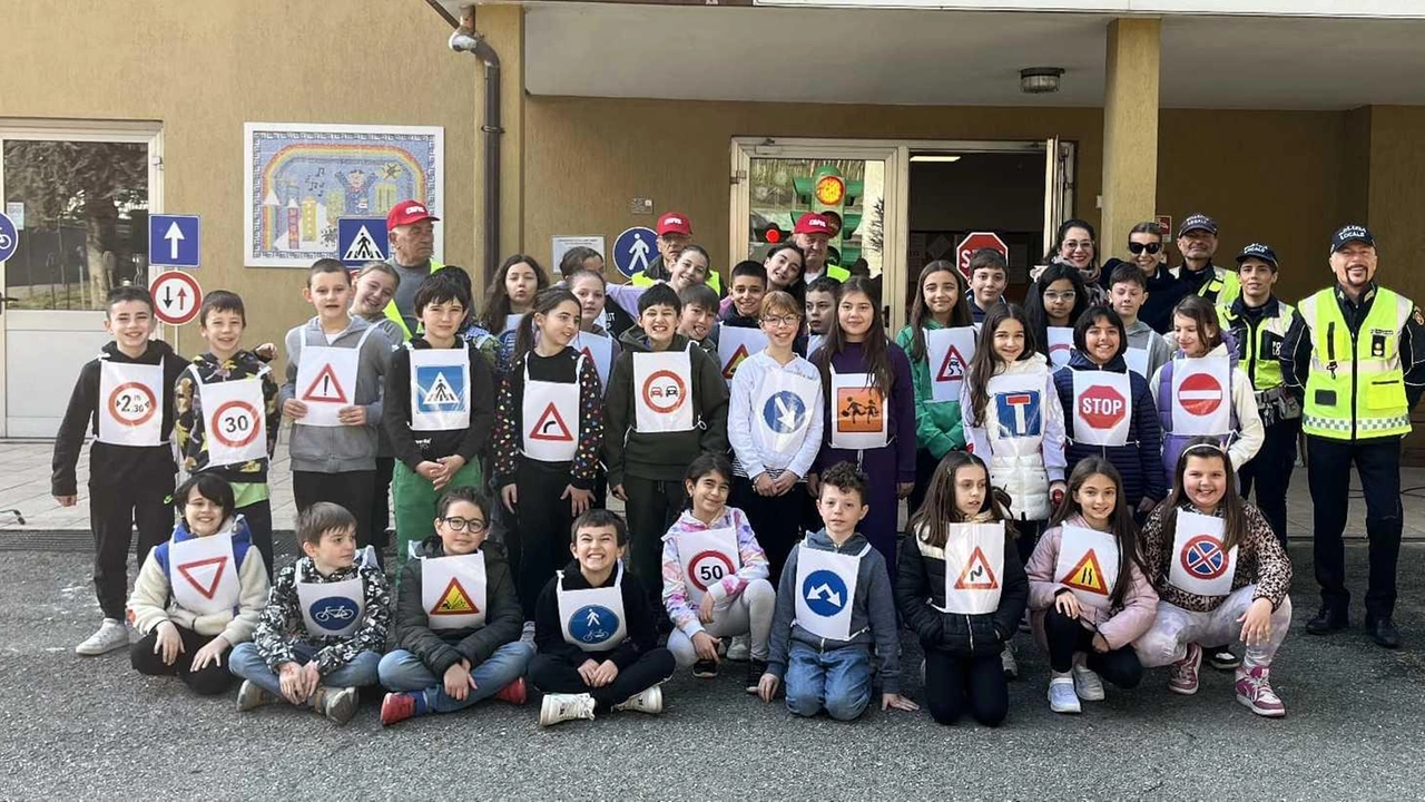 Una sfida a colpi di educazione stradale, con giudice supremo un autentico esperto in materia: il sindaco che è anche,...