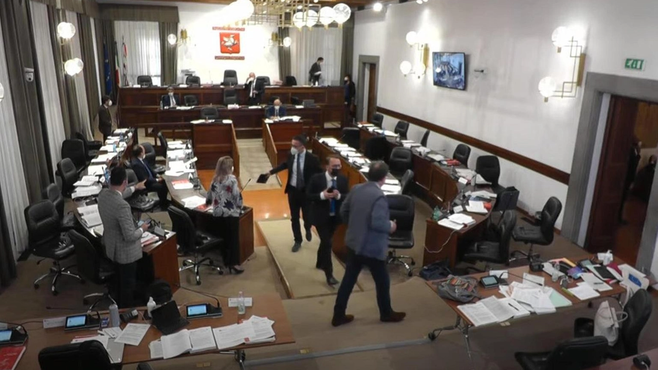 Riunione con i partiti in coalizione, c'era anche Vannacci