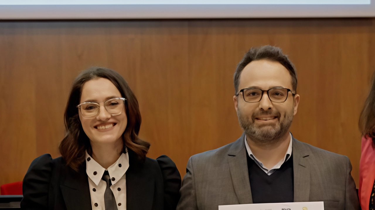 Quindici progetti di ricerca premiati - su 98 presentati - potranno accedere a programmi di incubazione: otto riceveranno un finanziamento... Quindici progetti di ricerca premiati - su 98 presentati - potranno accedere a programmi di incubazione: otto riceveranno un finanziamento...