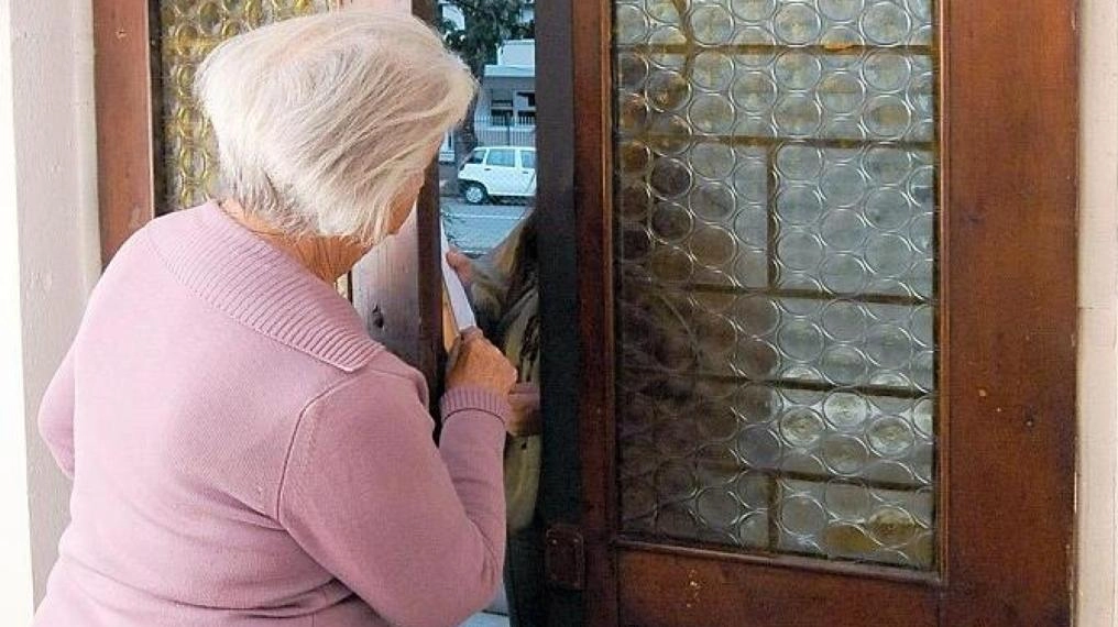 Anziani nel mirino dei truffatori Anziani nel mirino dei truffatori