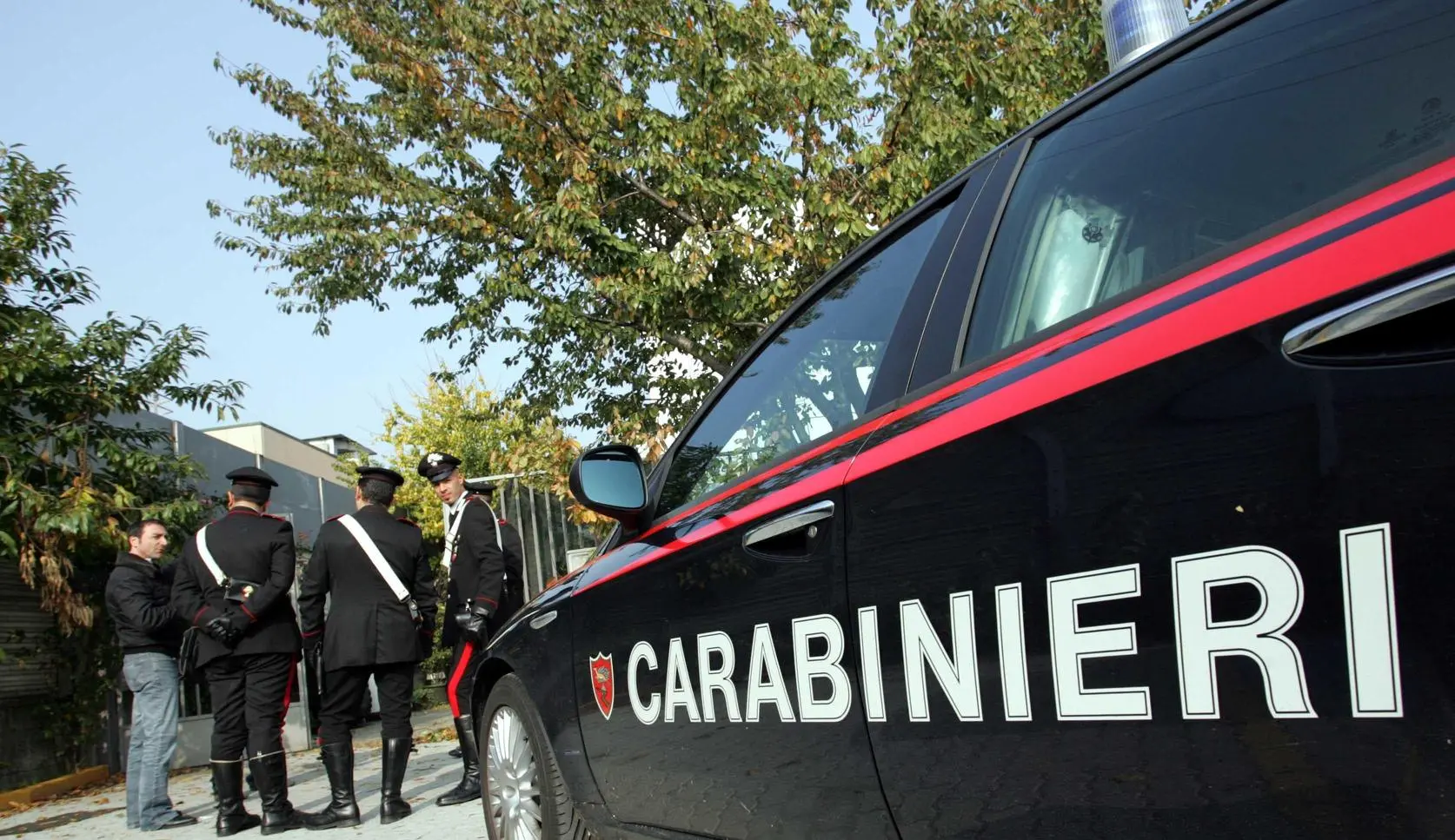Cologno Monzese, la sentenza: "Continui favori ai vip di Mediaset". Carabiniere condannato per falso