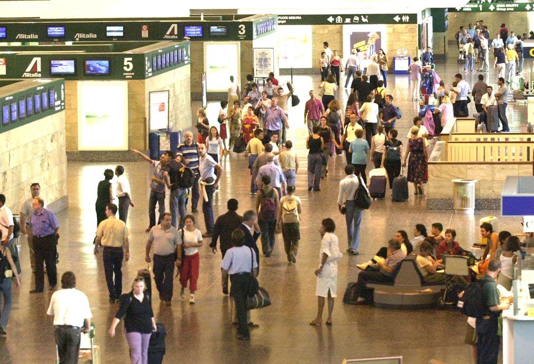 Malpensa da record: centomila presenze al giorno durante i ponti. Ed ecco i nuovi voli per l’estate Malpensa da record: centomila presenze al giorno durante i ponti. Ed ecco i nuovi voli per l’estate