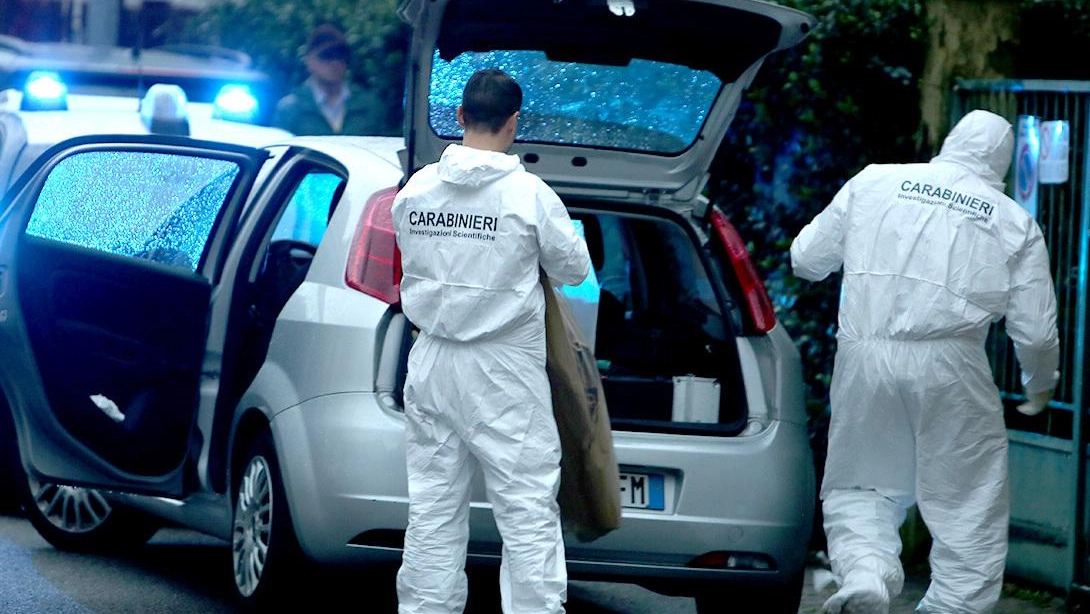 Rilievi sul luogo dell'omicidio di Nova Milanese Rilievi sul luogo dell'omicidio di Nova Milanese