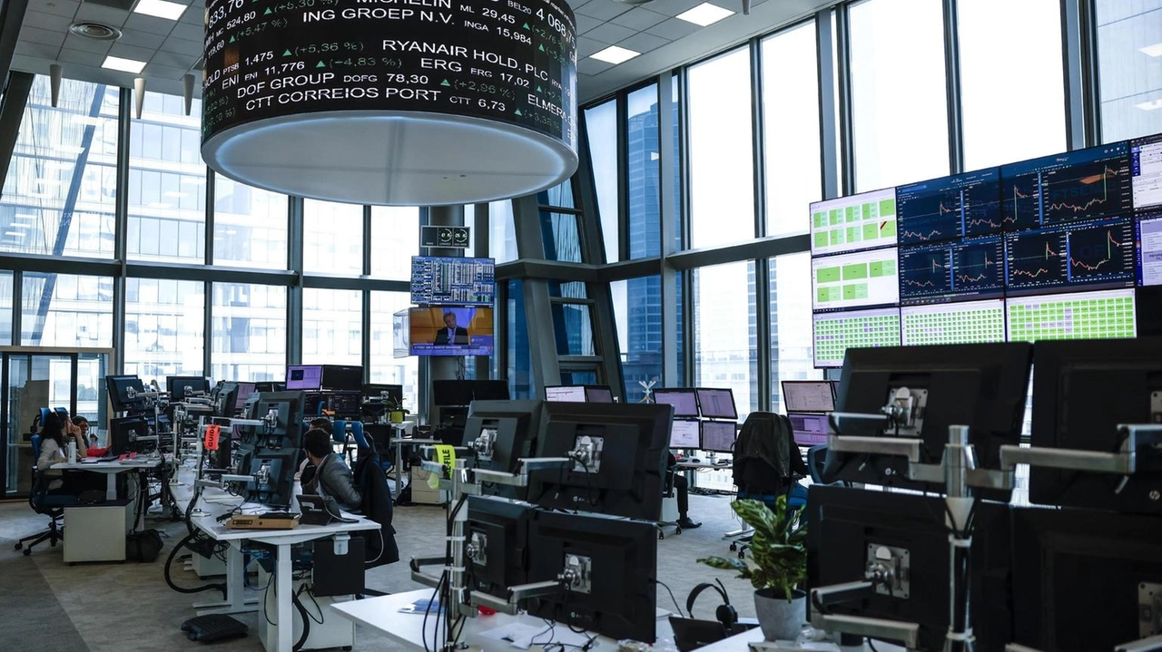 Spread in calo a 77,4 punti. Ipotesi taglio Fed in settembre Spread in calo a 77,4 punti. Ipotesi taglio Fed in settembre
