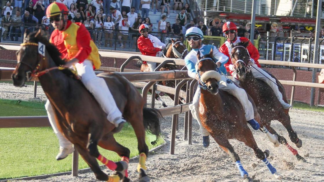 emozioni e tradizioni del palio in un documentario spagnolo