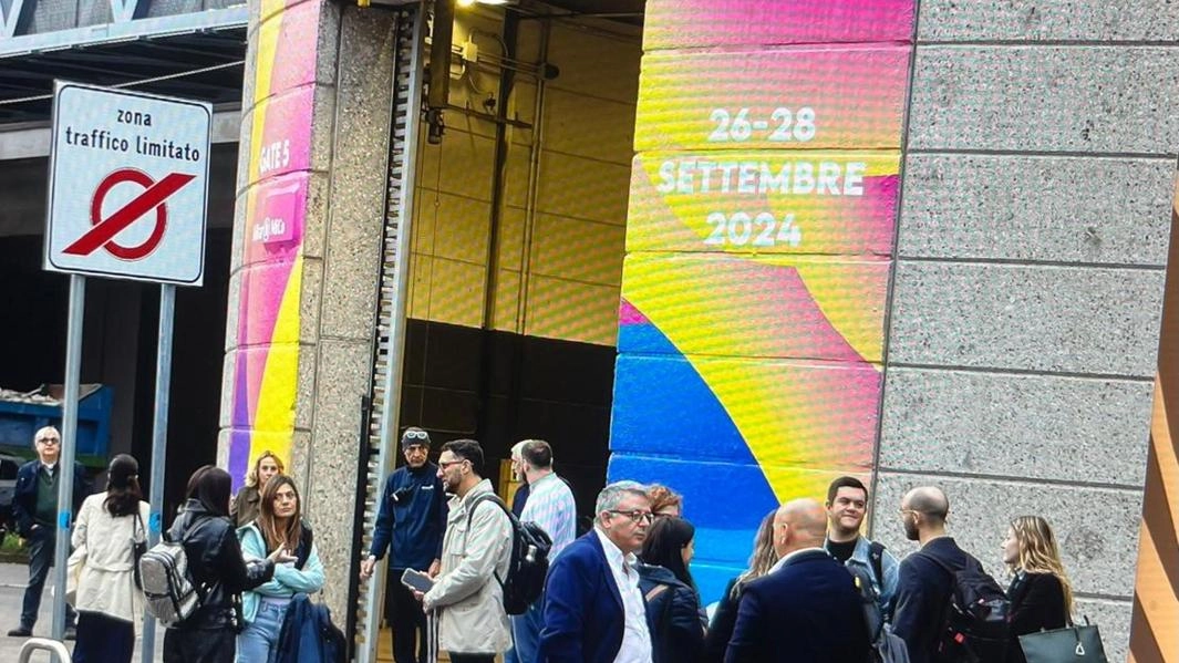 Fiera Milano prepara Salone. Per aprire un'attività 120.000 euro Fiera Milano prepara Salone. Per aprire un'attività 120.000 euro