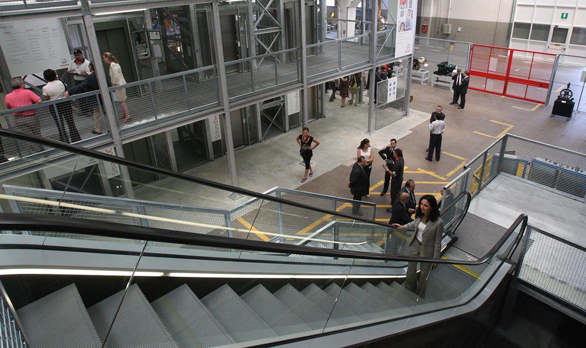 schindler il lifting a 75 anni nel colosso degli ascensori si lavorerà fra terrazze e caffè da Ilgiorno.it schindler il lifting a 75 anni nel colosso degli ascensori si lavorerà fra terrazze e caffè