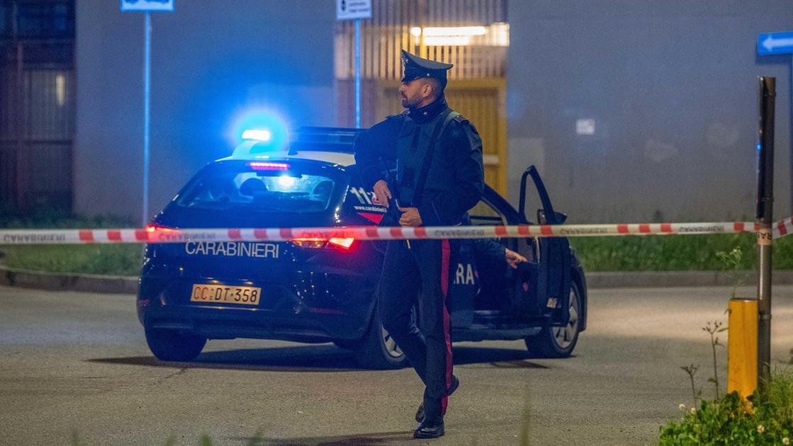 A 3 anni cade dal balcone. In elicottero al Niguarda