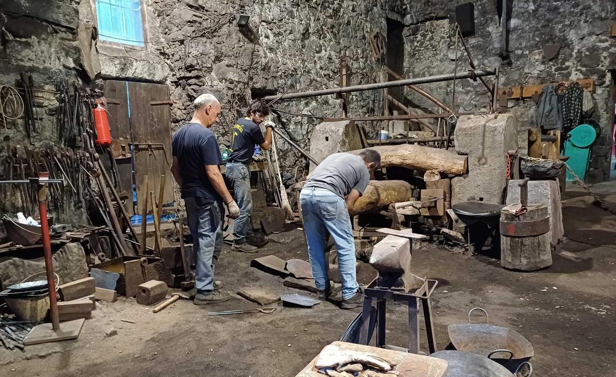 Artigiani da tutta italia. Duecento gli espositori alla Mostra Mercato Artigiani da tutta italia. Duecento gli espositori alla Mostra Mercato