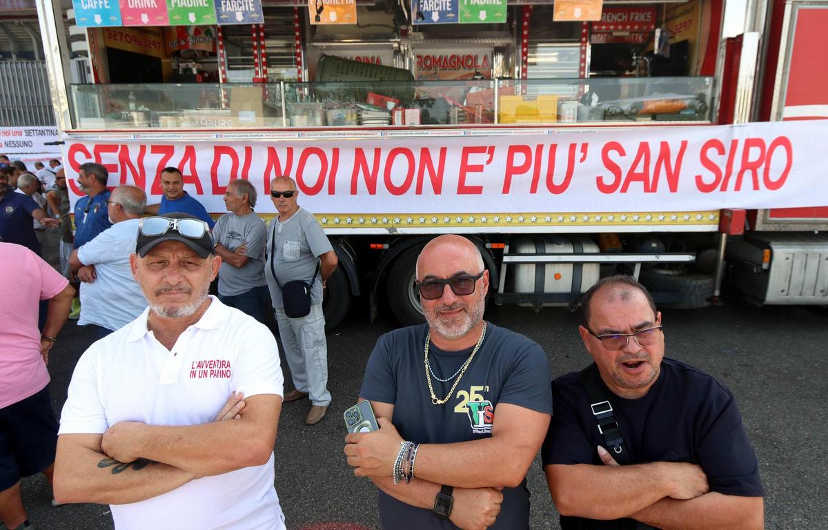 Ambulanti a San Siro, si riapre il tavolo. Comune e società convocati dal prefetto Ambulanti a San Siro, si riapre il tavolo. Comune e società convocati dal prefetto
