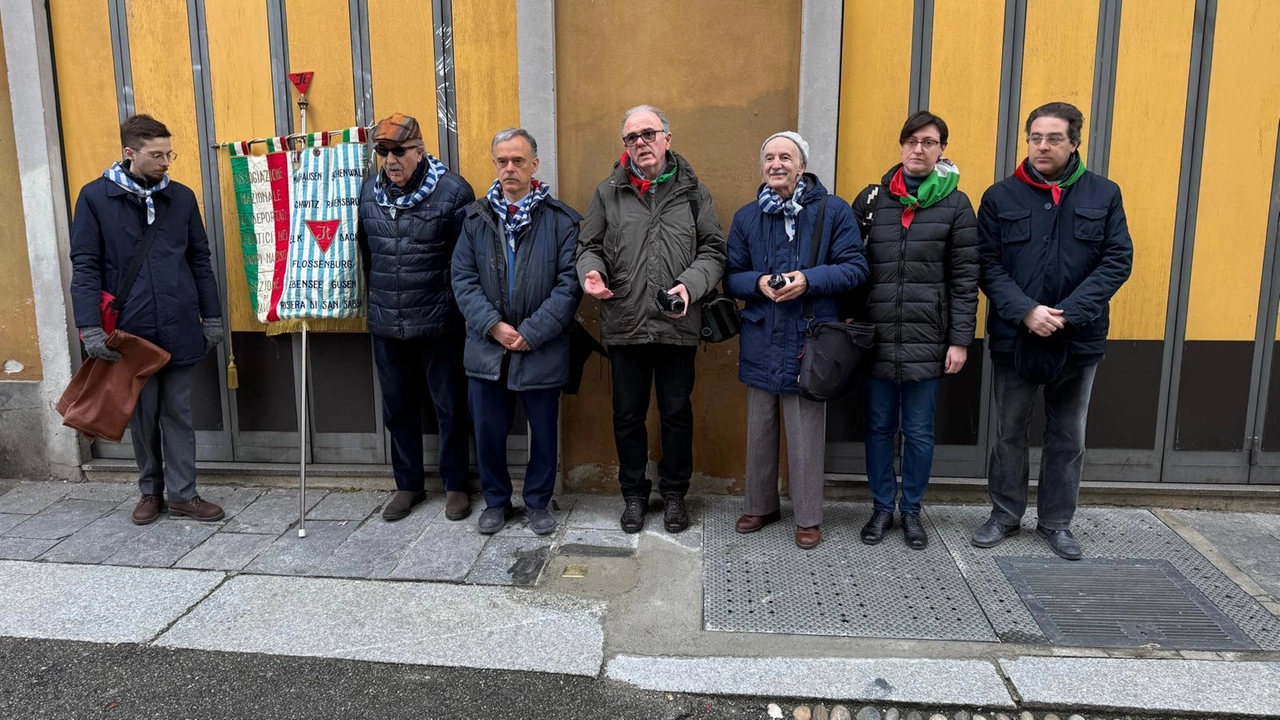 La commemorazione questa mattina con l'Associazione partigiani La commemorazione questa mattina con l'Associazione partigiani