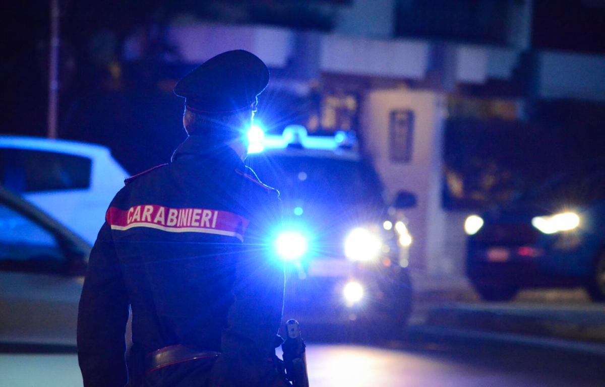 giovane accoltellato a cant249 e trovato sanguinante dai carabinieri 232 il secondo in poche ore
