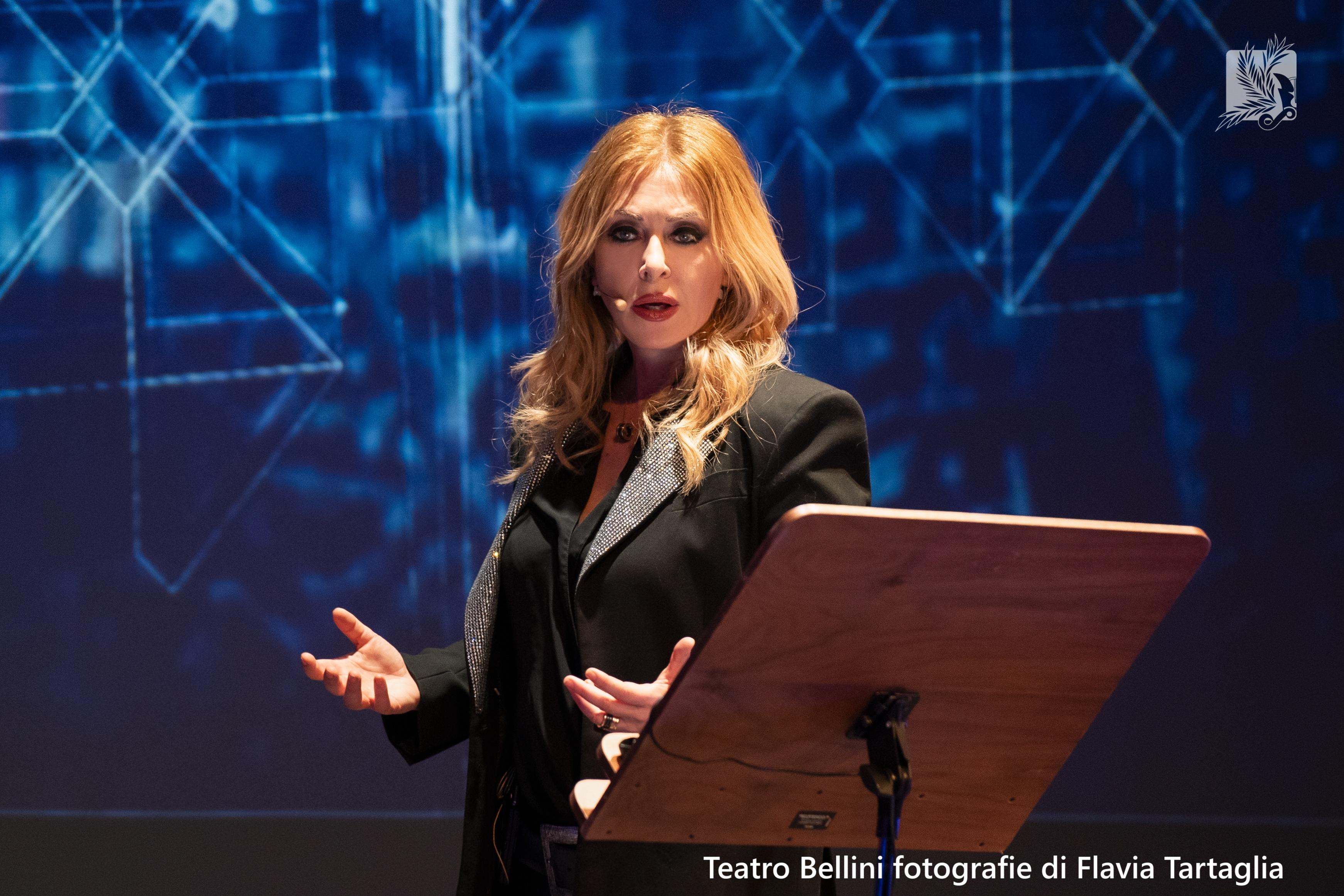 delitto di garlasco chi è roberta bruzzone e cosa pensa dell omicidio di chiara poggi