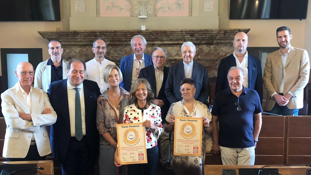 I rappresenti degli enti coinvolti nel progetto ieri mattina nella sala consiliare di Palazzo Broletto I rappresenti degli enti coinvolti nel progetto ieri mattina nella sala consiliare di Palazzo Broletto