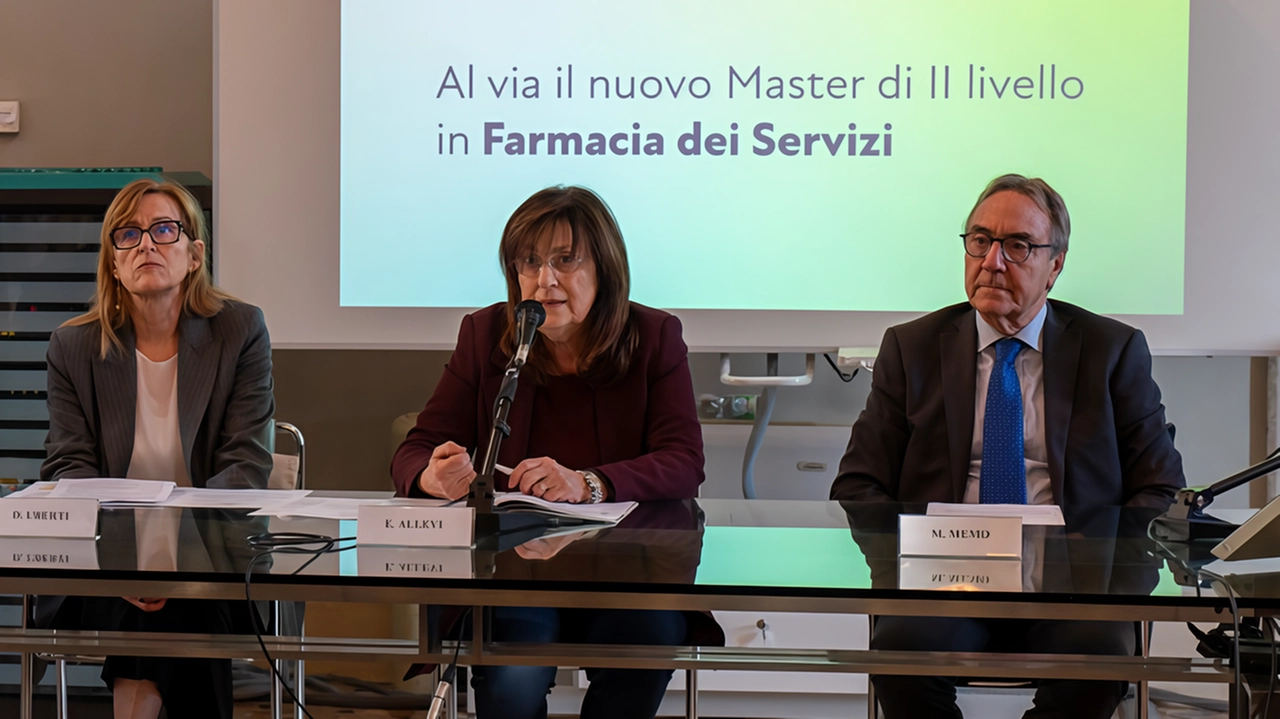 Un master in farmacia dei servizi per formare professionisti che potranno essere da supporto alla medicina di territorio. Lo... Un master in farmacia dei servizi per formare professionisti che potranno essere da supporto alla medicina di territorio. Lo...