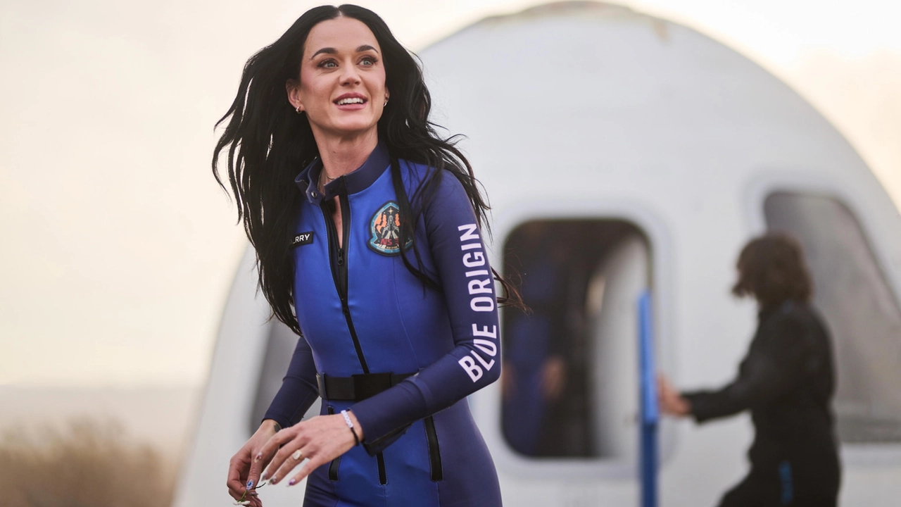 E se Katy Perry e le altre non fossero andate nello spazio? La teoria cospirazionista spopola sui social