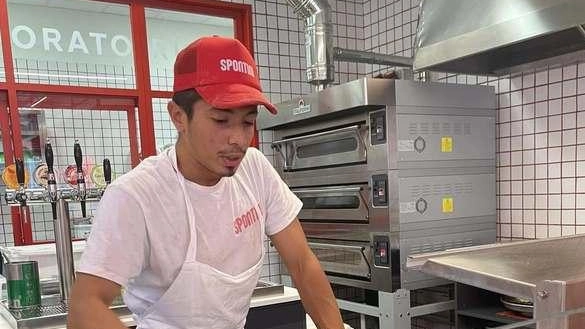 Danilo Greotti era addetto alla sala e lavorava in un ristorante Il dramma una decina di giorni fa Oggi i funerali nella chiesa dell’Assunta Danilo Greotti era addetto alla sala e lavorava in un ristorante Il dramma una decina di giorni fa Oggi i funerali nella chiesa dell’Assunta