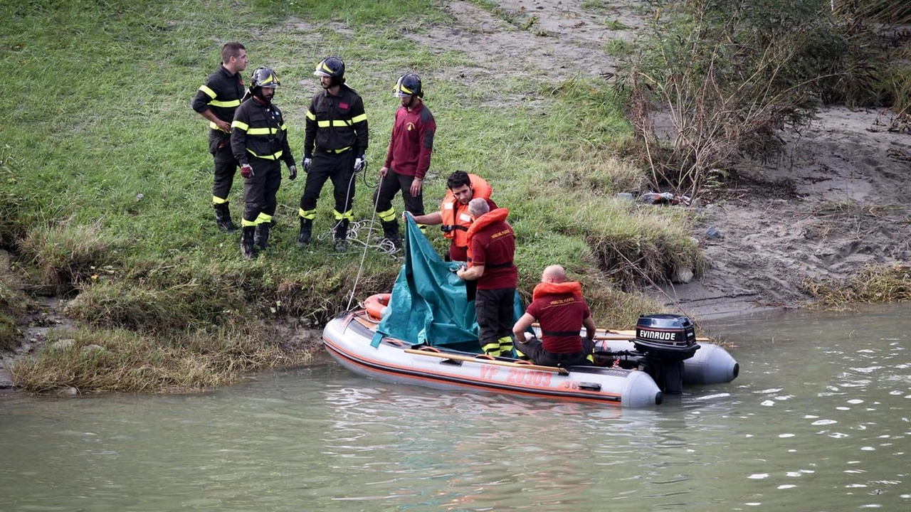 Il corpo è stato recuperato dai vigili del fuoco (foto di repertorio) Il corpo è stato recuperato dai vigili del fuoco (foto di repertorio)
