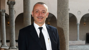 Terremoto politico a Palazzo. Licenziato l’ex sindaco di Nerviano