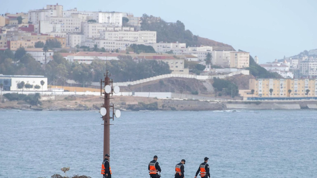 In parte intercettati da imbarcazioni della Guardia Civil In parte intercettati da imbarcazioni della Guardia Civil