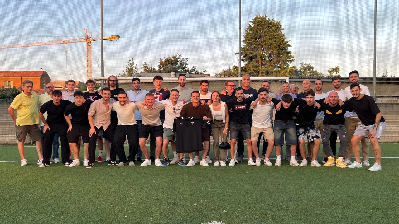 Sull’asse calcistico Cesano Maderno-Bovisio Masciago è stata un’estate caldissima. Sicuramente intensa per perfezionare tutti i documenti necessari per... Sull’asse calcistico Cesano Maderno-Bovisio Masciago è stata un’estate caldissima. Sicuramente intensa per perfezionare tutti i documenti necessari per...
