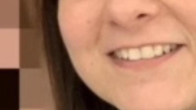 Addio a Teresa uccisa dal marito. L’ultimo saluto in forma privata