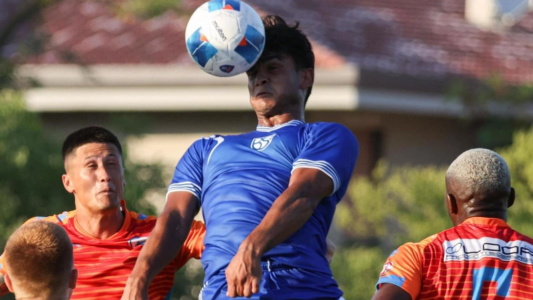 Una fase dell’ultimo match del triangolare al Tre Stelle tra Desenzano e Union Brescia