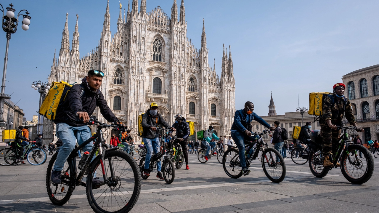 Sebastian Galassi, rider, morì a Firenze l’1 ottobre 2022 Due giorni dopo un sms di Glovo gli comunicava la disattivazione dell’account Sebastian Galassi, rider, morì a Firenze l’1 ottobre 2022 Due giorni dopo un sms di Glovo gli comunicava la disattivazione dell’account