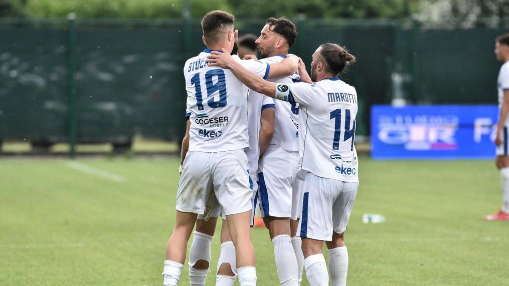 I giocatori della Giana saranno impegnati oggi nel secondo turno in gara unica dei playoff di Serie C I giocatori della Giana saranno impegnati oggi nel secondo turno in gara unica dei playoff di Serie C