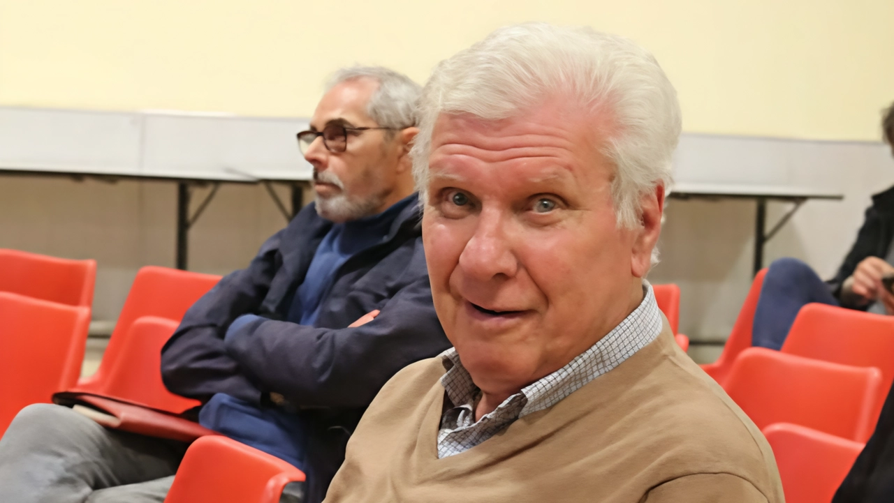 Paolo Piccinelli vive davanti all’ex Macello Dal 1976 sul recupero ha sentito solo parole Paolo Piccinelli vive davanti all’ex Macello Dal 1976 sul recupero ha sentito solo parole