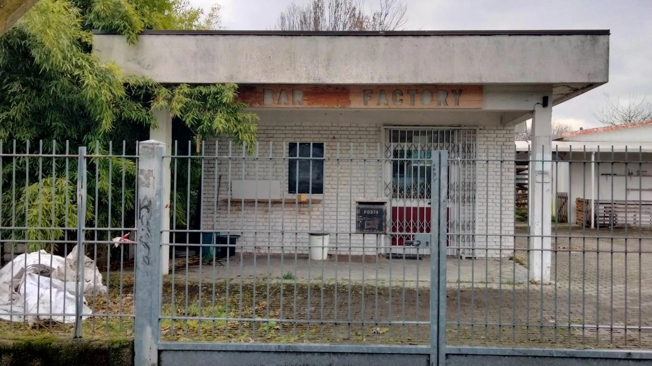 L’estate porterà in dono il "Factory Cormano", che tornerà a essere il punto di ristoro del frequentato "Parco dell’Acqua".... L’estate porterà in dono il "Factory Cormano", che tornerà a essere il punto di ristoro del frequentato "Parco dell’Acqua"....