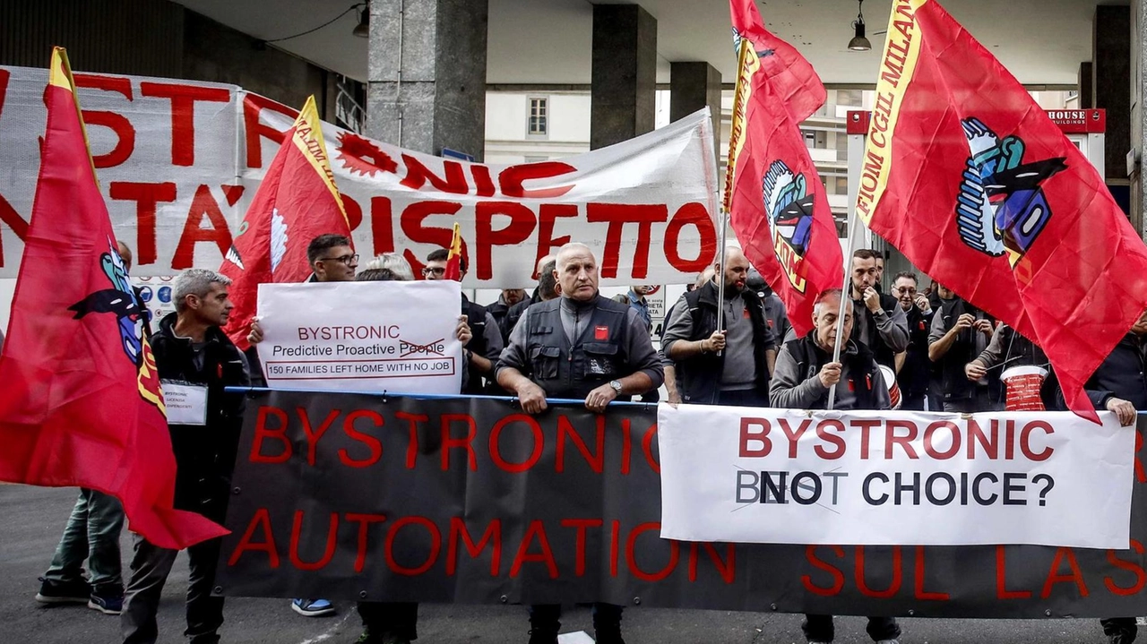 Incontro in Assolombarda tra Fiom Cgil e vertici della multinazionale. Ribadita la decisione di cessare le attività a San Giuliano e Pieve Emanuele. Incontro in Assolombarda tra Fiom Cgil e vertici della multinazionale. Ribadita la decisione di cessare le attività a San Giuliano e Pieve Emanuele.