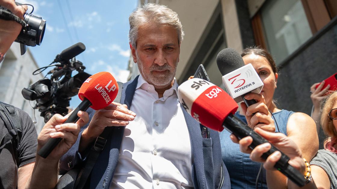 Urbanistica a Milano tra chat e sospetti, la difesa dell’ex assessore Tancredi: “Non ho mai seguito obiettivi privati” Urbanistica a Milano tra chat e sospetti, la difesa dell’ex assessore Tancredi: “Non ho mai seguito obiettivi privati”