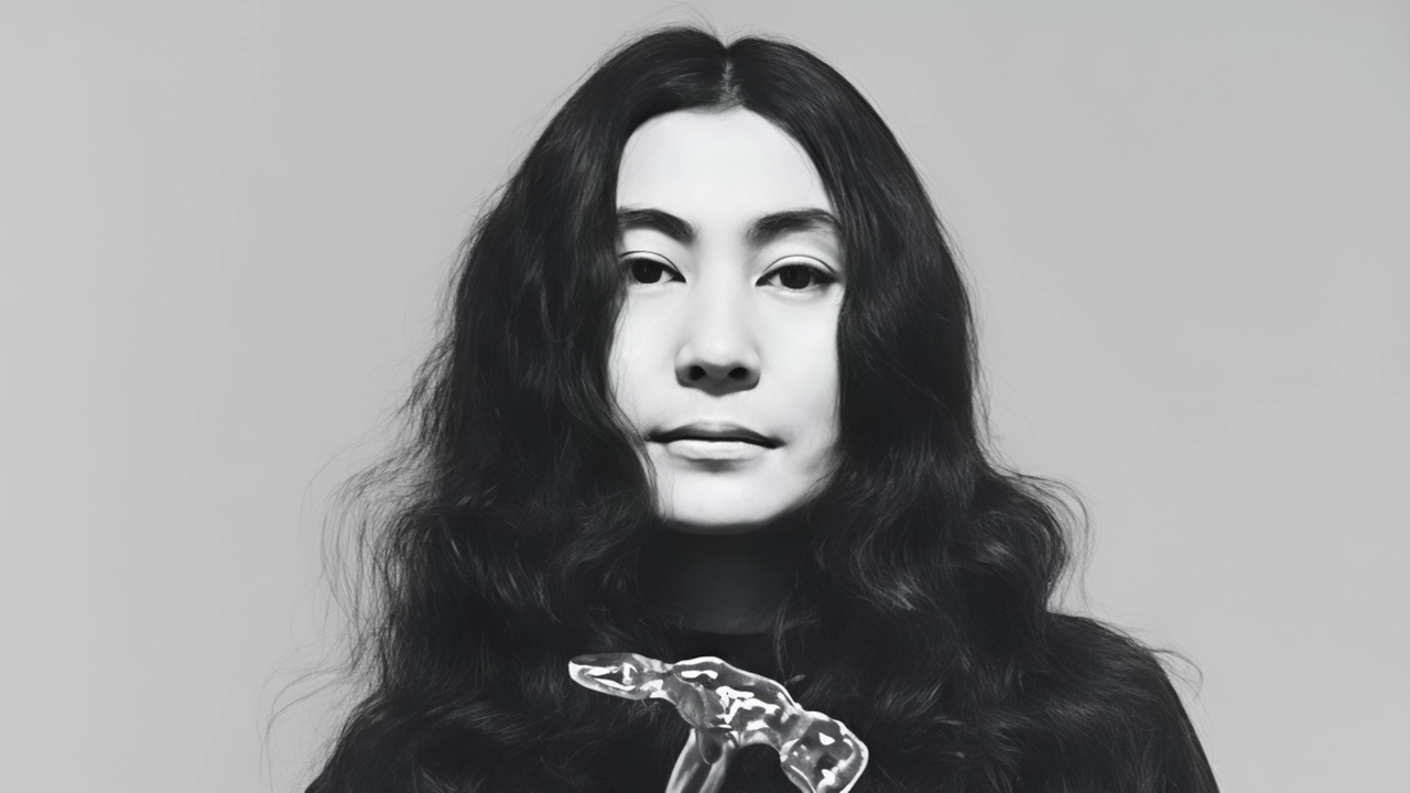 Le opere di Yoko Ono saranno in mostra alla Galleria Caldirola fino al 14 febbraio Le opere di Yoko Ono saranno in mostra alla Galleria Caldirola fino al 14 febbraio