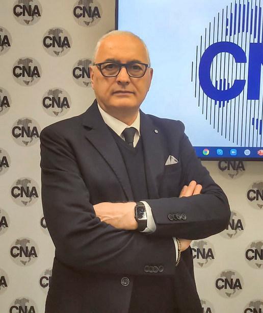 L’allarme degli artigiani: "Vogliamo produrre ancora" L’allarme degli artigiani: "Vogliamo produrre ancora"