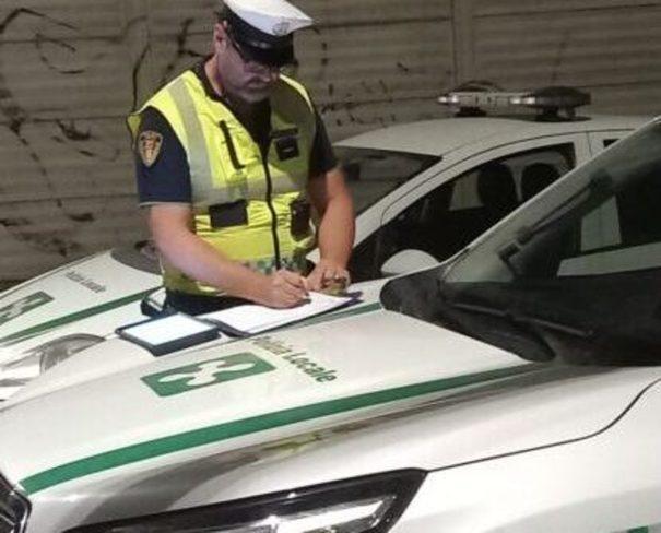 Scappa all’alt a bordo dello scooter rubato: denunciato 15enne Scappa all’alt a bordo dello scooter rubato: denunciato 15enne