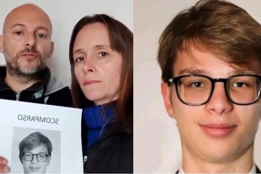 I genitori di Edoardo Galli e a destra, il 17enne scomparso