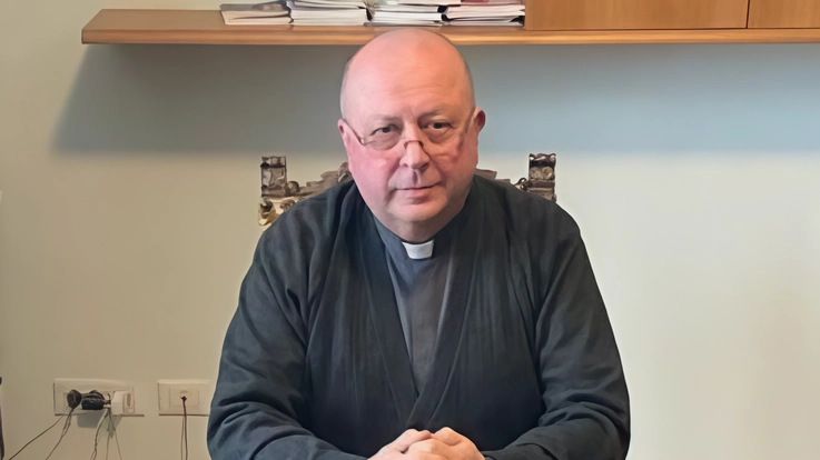 Don Piercarlo Fizzotti: disponibile per far sperimentare a tutti l’abbraccio misericordioso del Dio della speranza Don Piercarlo Fizzotti: disponibile per far sperimentare a tutti l’abbraccio misericordioso del Dio della speranza