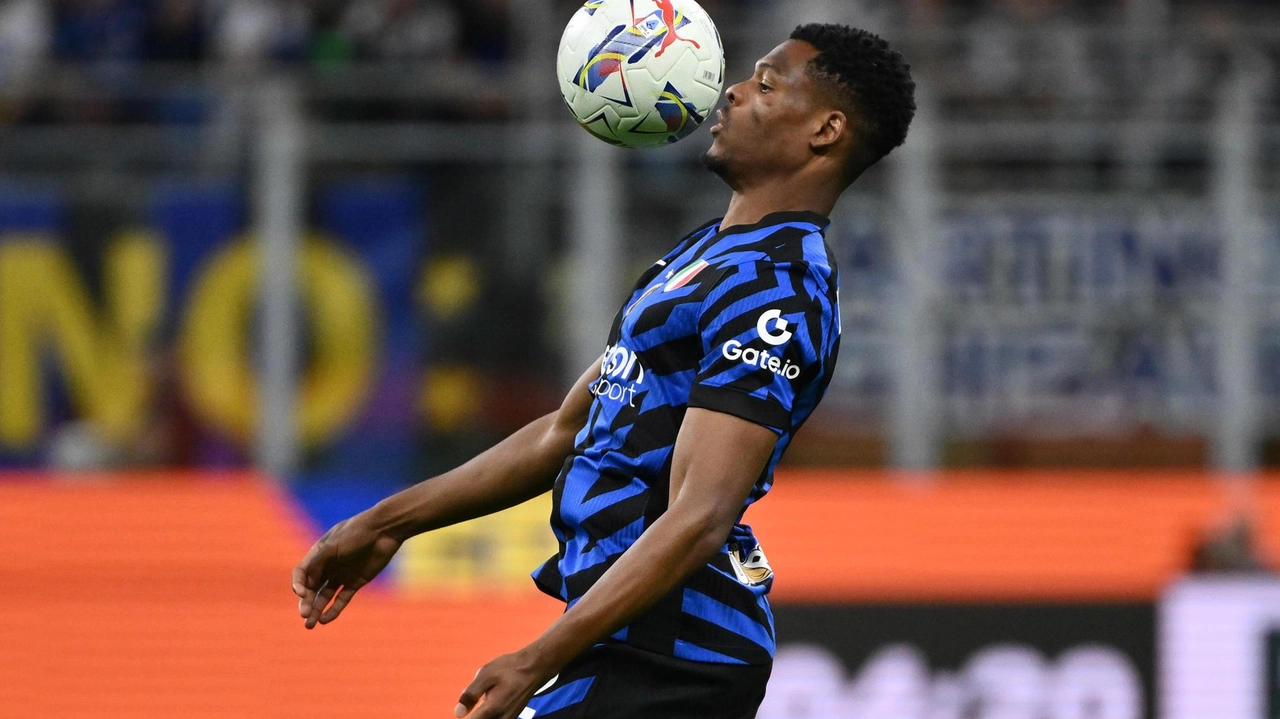 Denzel Dumfries, nazionale olandese dell’Inter: ha rinnovato lo scorso autunno il contratto con l’Inter fino al 2028