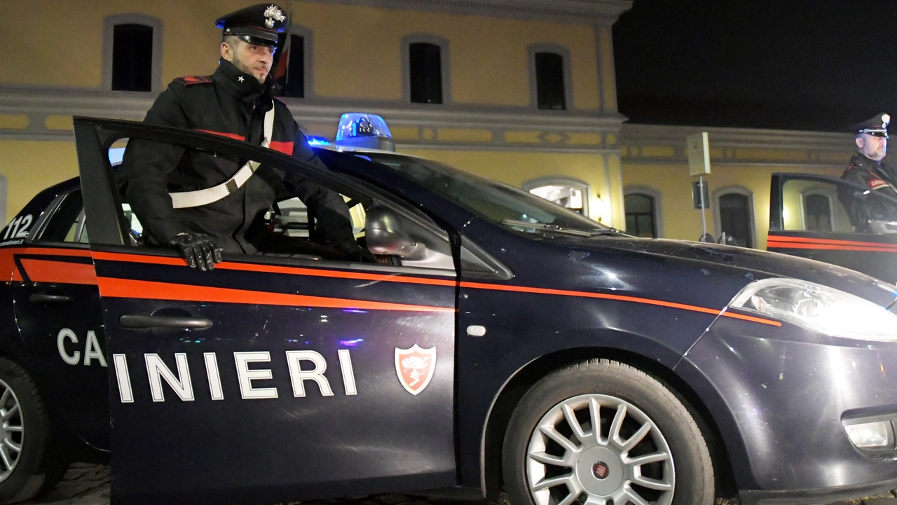 L'uomo è stato arrestato dai carabinieri L'uomo è stato arrestato dai carabinieri