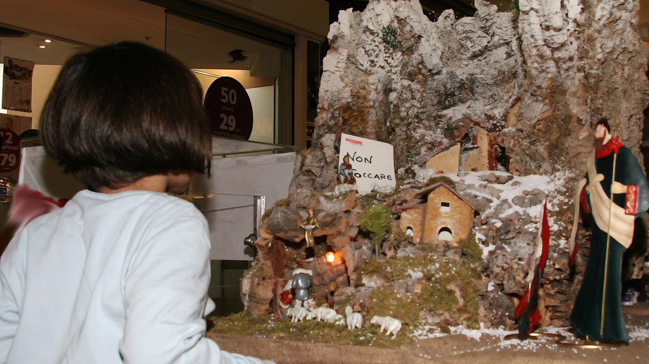 Al via la terza edizione del concorso "Cultura e tradizioni, il presepe a scuola". I lavori realizzati saranno valutati... Al via la terza edizione del concorso "Cultura e tradizioni, il presepe a scuola". I lavori realizzati saranno valutati...