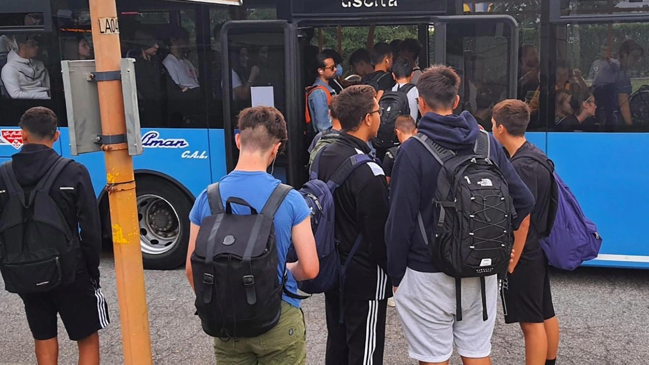 L’incontro con Città Metropolitana, l’Agenzia del Trasporto e Movibus "Scelta che crea disagi a chi deve raggiungere ogni giorno il capoluogo" . L’incontro con Città Metropolitana, l’Agenzia del Trasporto e Movibus "Scelta che crea disagi a chi deve raggiungere ogni giorno il capoluogo" .