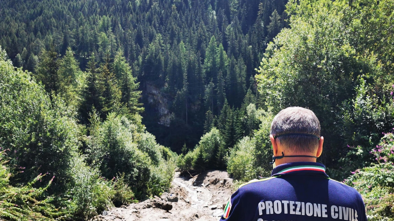 Si interviente. sul dissesto geologico provocato dal torrente. Mallero Si interviente. sul dissesto geologico provocato dal torrente. Mallero